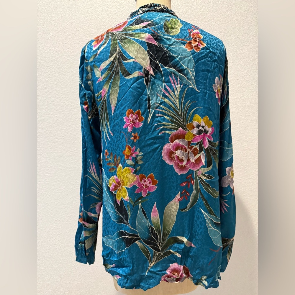 Johnny Was LAGOON BELINDA BUTTON UP - Picture 4 of 6